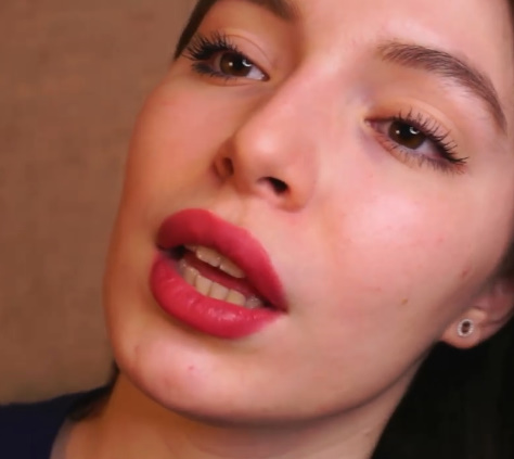 looking makes it hot_34