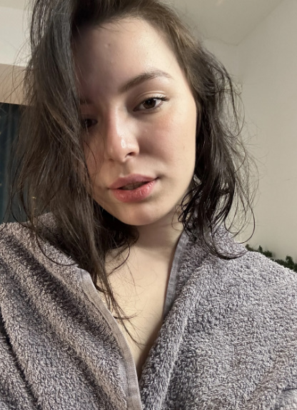 looking makes it hot_34