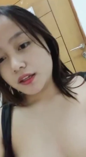 looking makes it hot_38