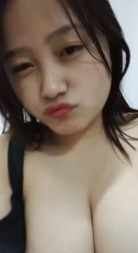 looking makes it hot_38