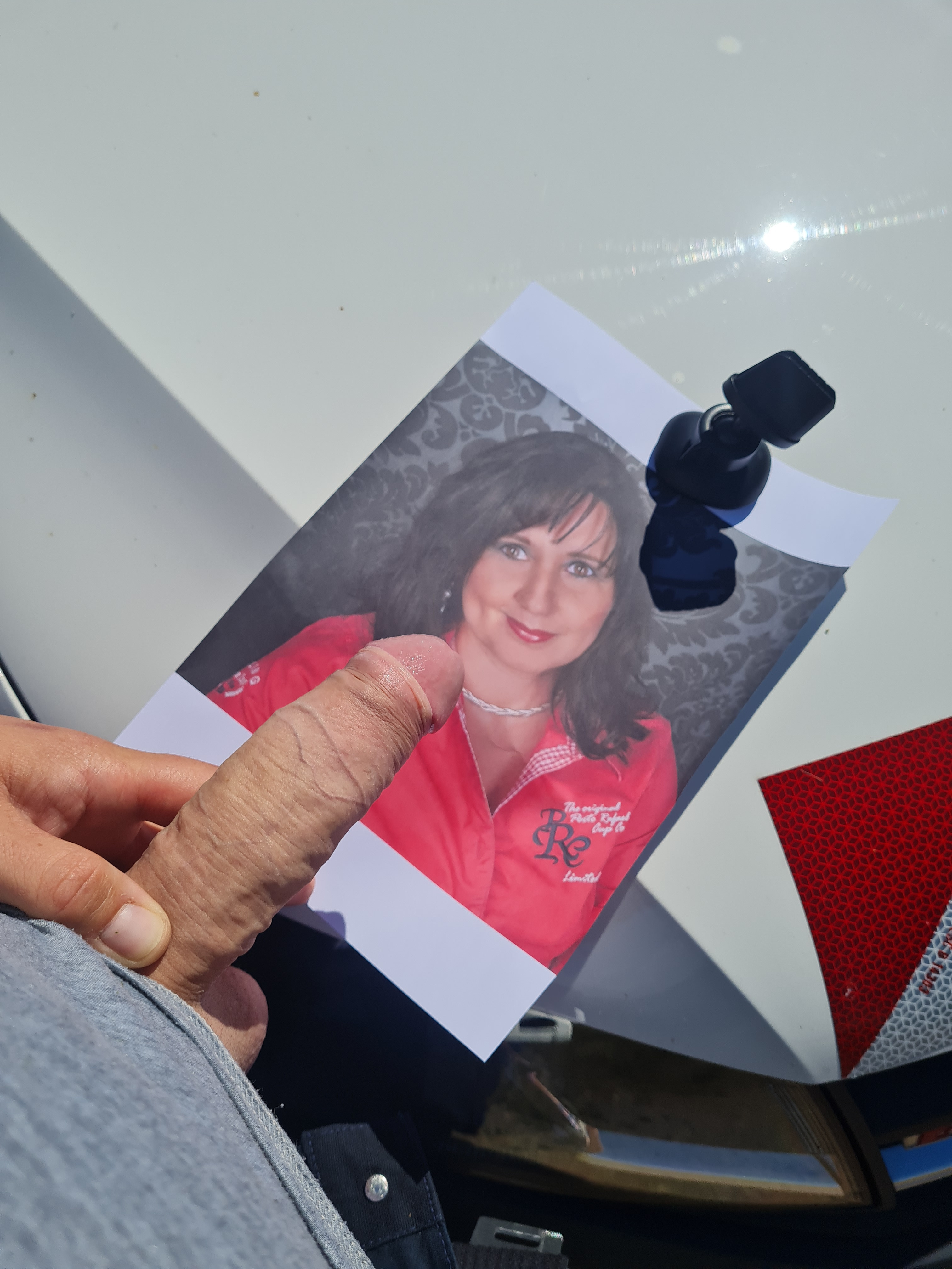 Czech slut Mikayla wank challenge