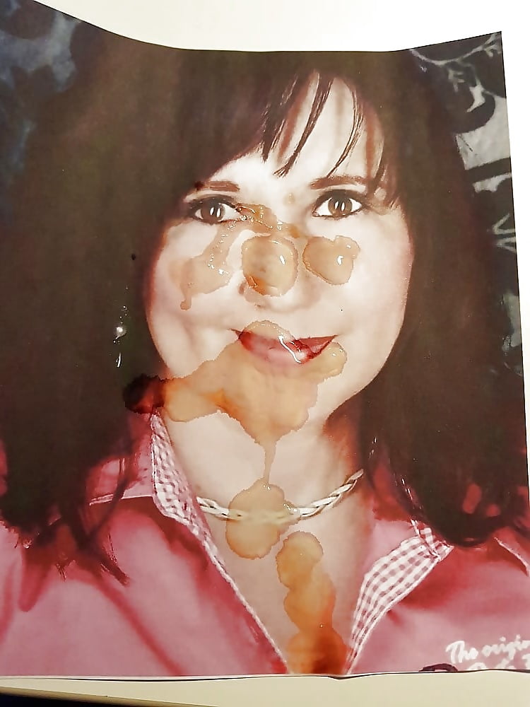 Czech slut Mikayla wank challenge