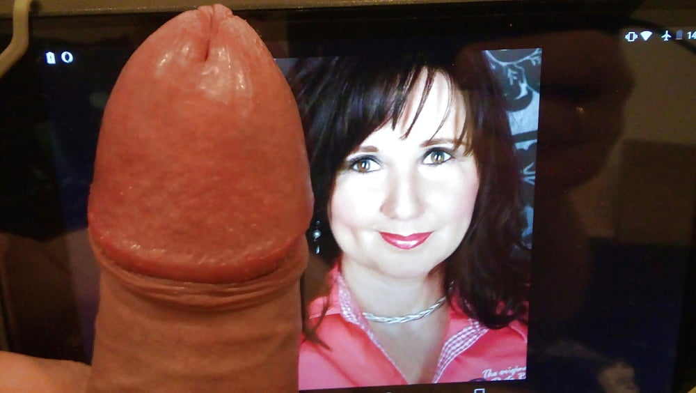 Czech slut Mikayla wank challenge