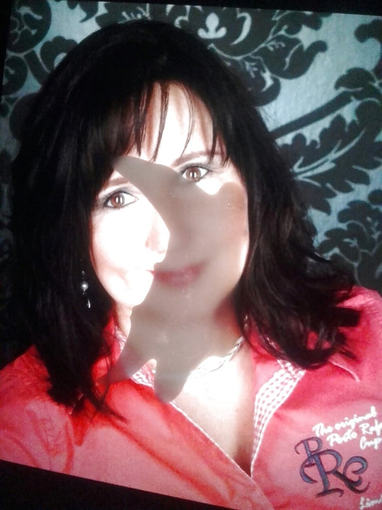 Czech slut Mikayla wank challenge