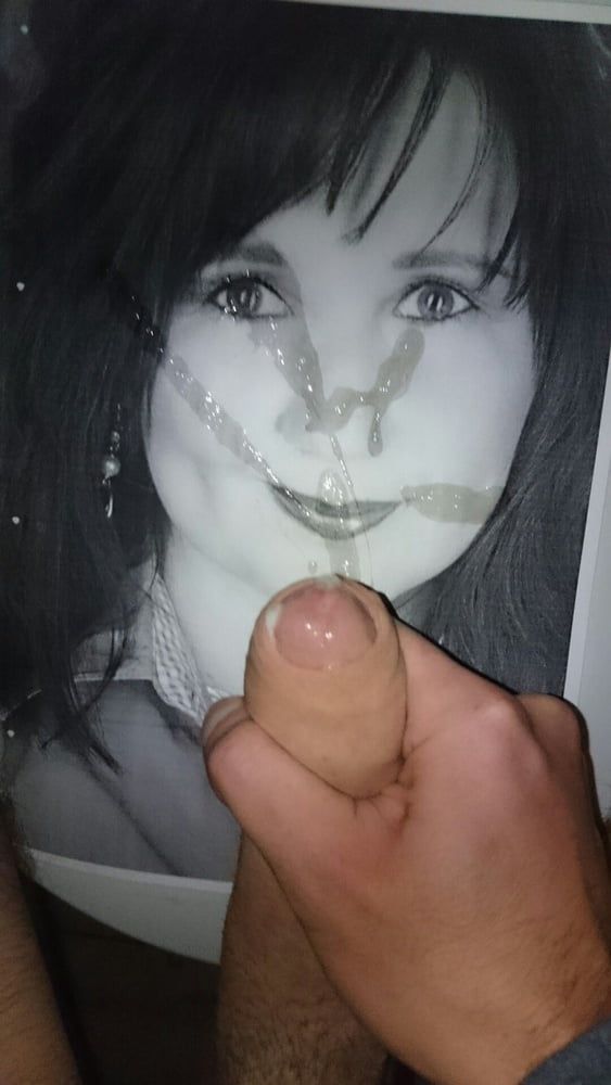 Czech slut Mikayla wank challenge