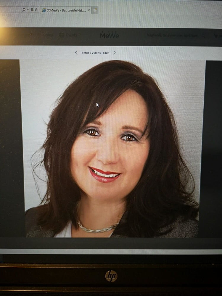 Czech slut Mikayla wank challenge