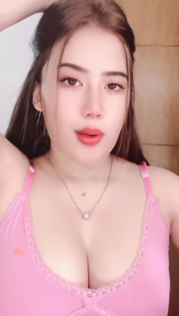 looking makes it hot_39