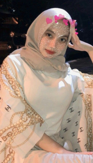 looking makes it hot_41