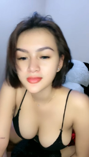 looking makes it hot_42