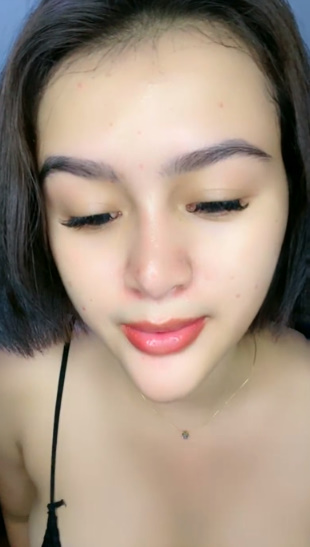 looking makes it hot_42