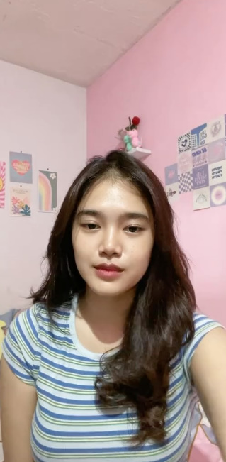 looking makes it hot_44