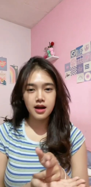 looking makes it hot_44