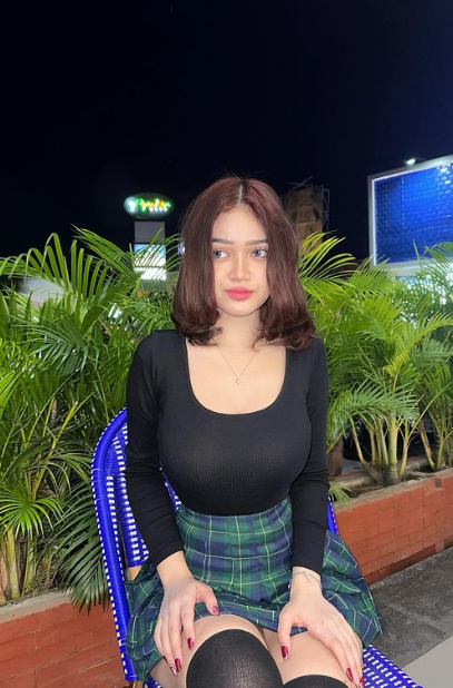 looking makes it hot_45