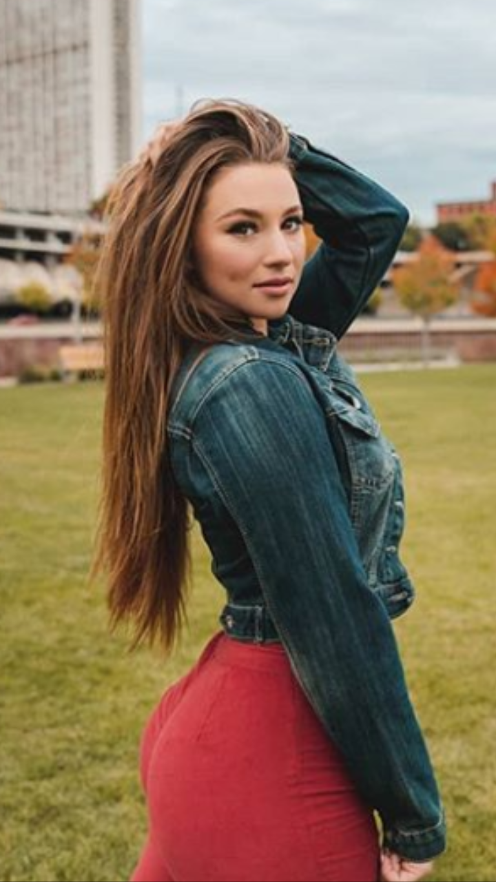 White Thick Booty 32