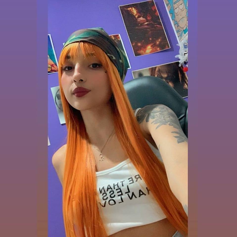 Maria Quiroz Barrientos Latina Cam Model