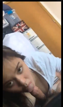 looking makes it hot_46