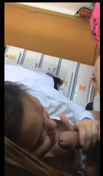 looking makes it hot_46