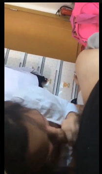 looking makes it hot_46