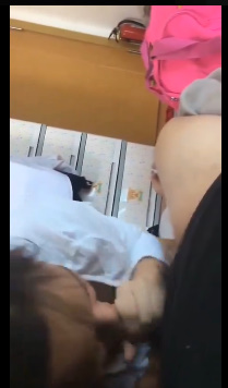 looking makes it hot_46