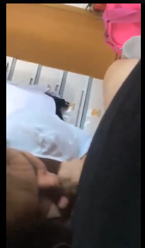 looking makes it hot_46