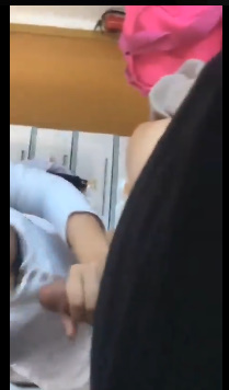 looking makes it hot_46