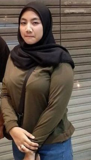 looking makes it hot_47