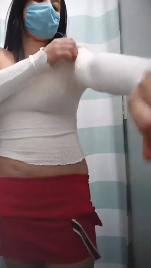 looking makes it hot_49