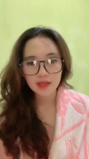 looking makes it hot_50