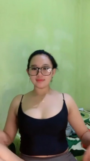 looking makes it hot_50