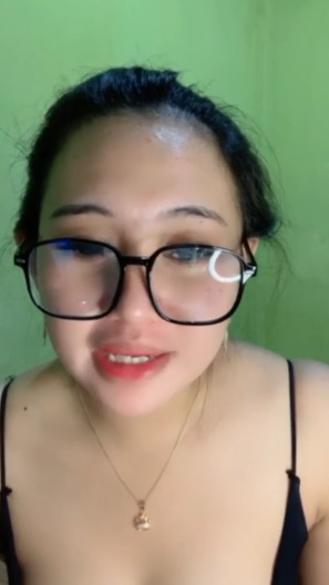 looking makes it hot_50