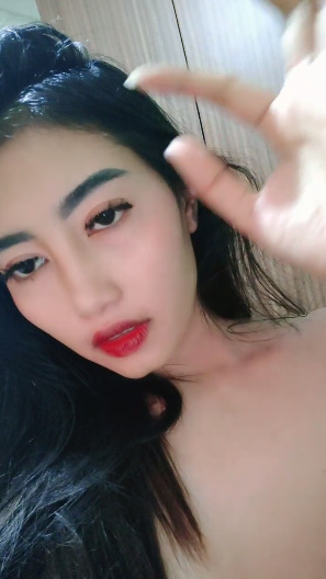 looking makes it hot_51