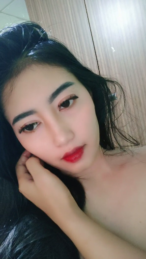 looking makes it hot_51