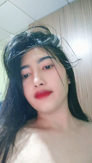 looking makes it hot_51