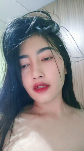 looking makes it hot_51