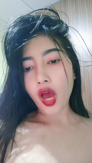 looking makes it hot_51