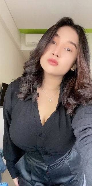 looking makes it hot_52