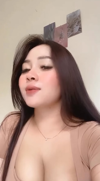 looking makes it hot_52