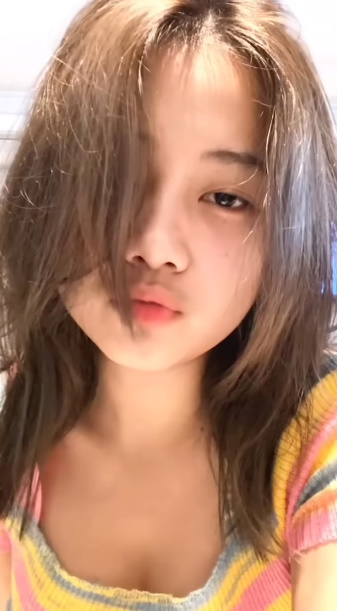 looking makes it hot_52