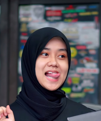 looking makes it hot_53