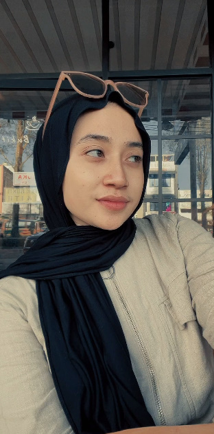 looking makes it hot_53