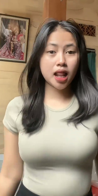 looking makes it hot_55