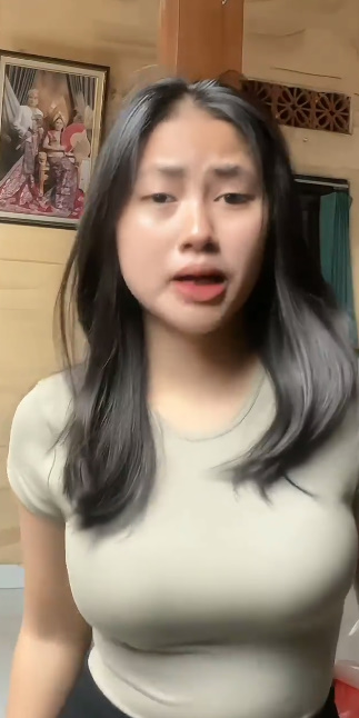 looking makes it hot_55