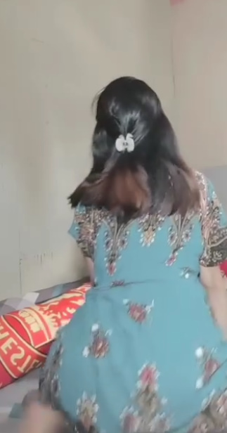 looking makes it hot_55