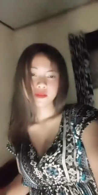 looking makes it hot_55