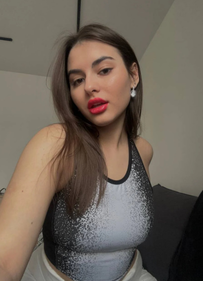 looking makes it hot_58