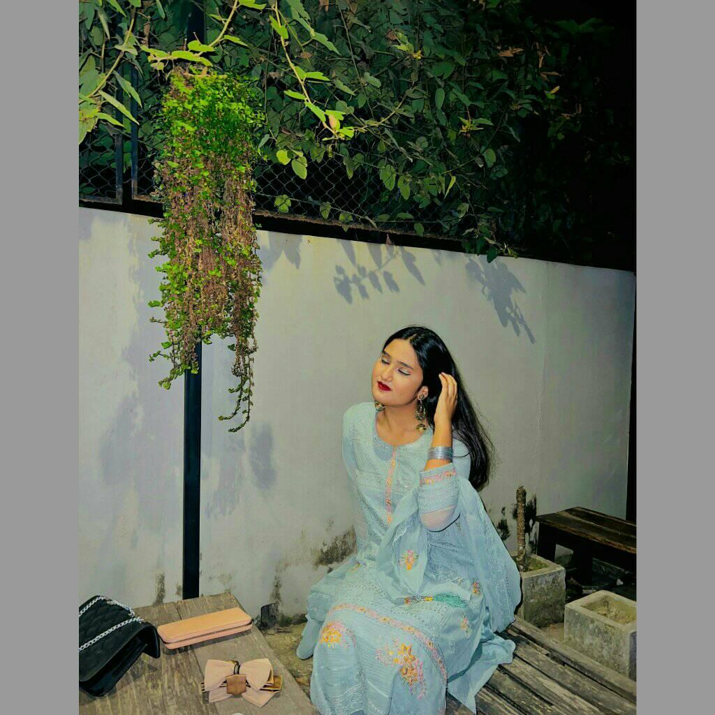 BD girl Zerin tasnim chowa showing boobs