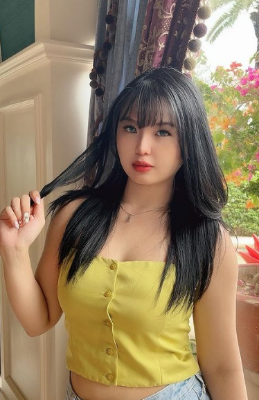 looking makes it hot_60