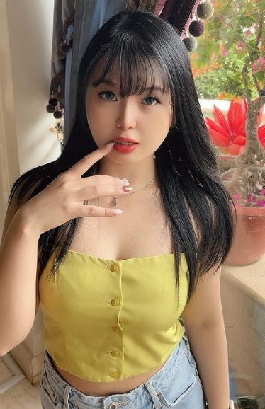 looking makes it hot_60