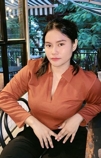 looking makes it hot_60