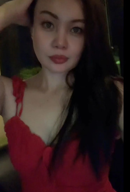 looking makes it hot_60